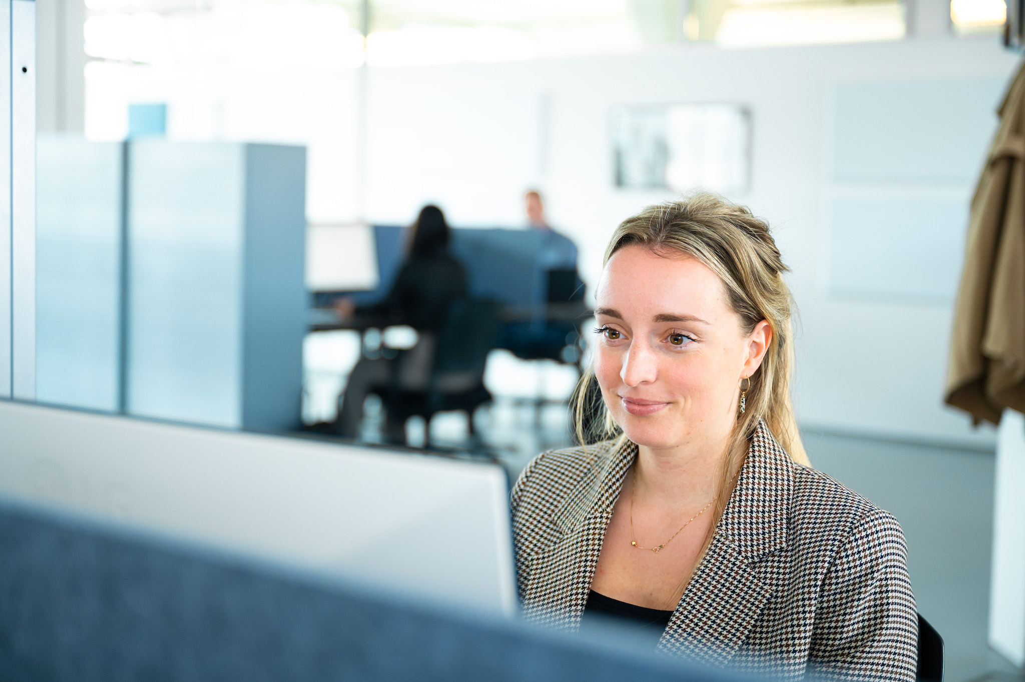 Medewerker maakt een planning in de HVAC software