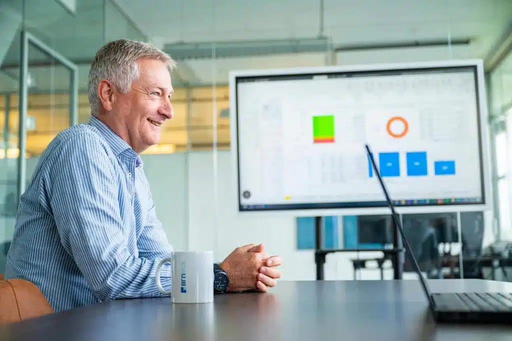 Collega legt alle verbeteringen van de Microsoft Business Central Wave 1 april 2023 uit