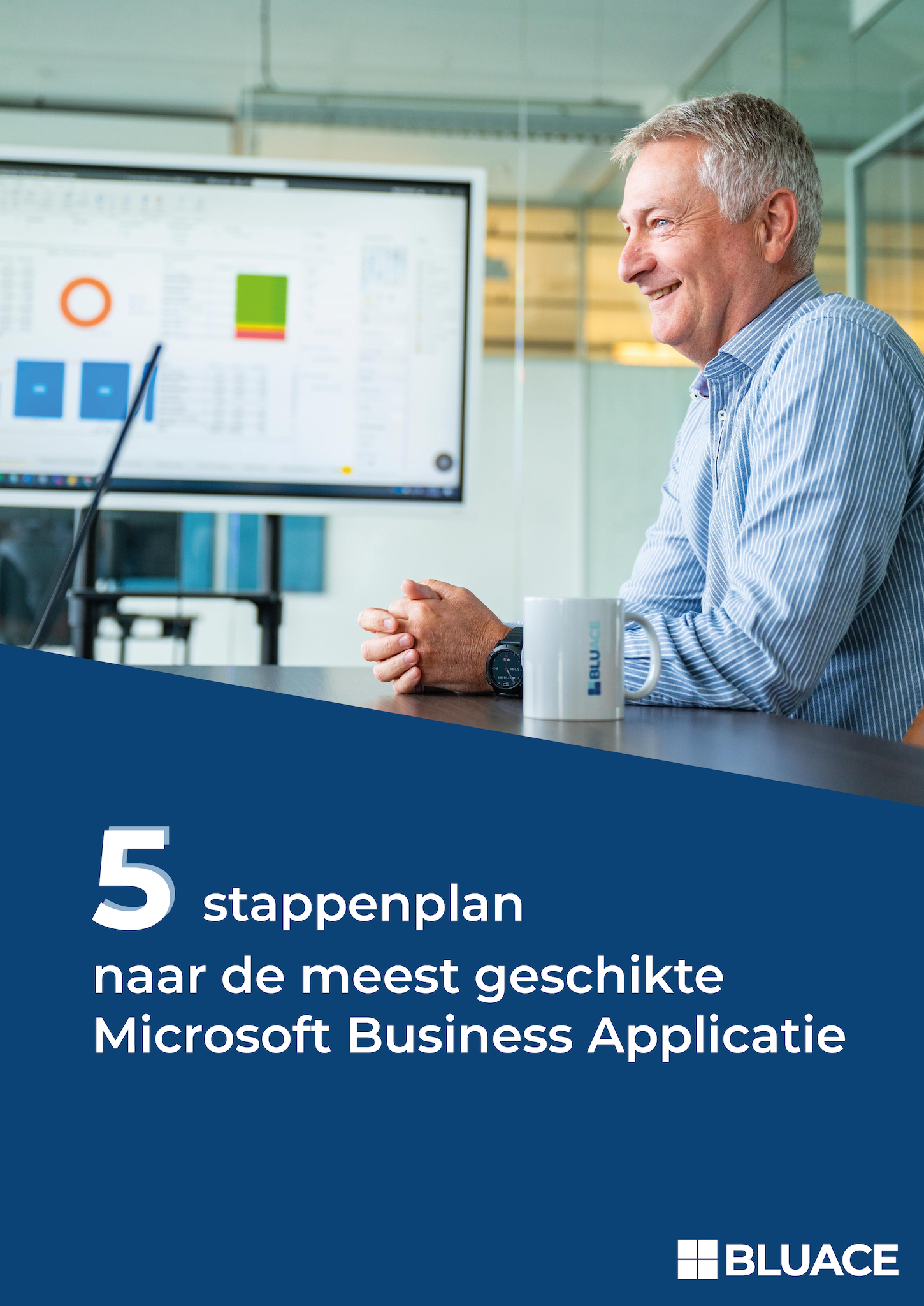 Voorkant van de handout "5 stappenplan naar de meest geschikte Microsoft Business Applicatie"